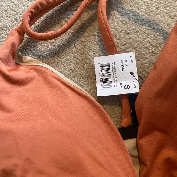 Brand new with tags A Pea in the Pod maternity swimsuit size small - Picture 2 of 5